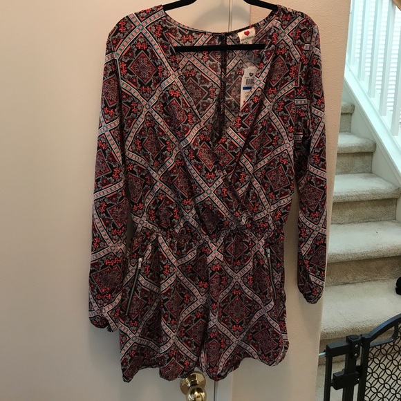 NWOT dressy romper with pocketed - Picture 1 of 8